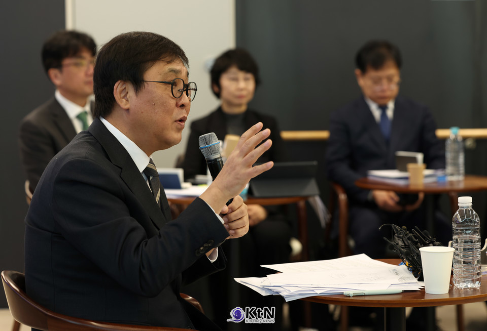 최휘영 장관은  “2027년 예산안은 처음부터 제가 직접 챙길 수 있는 시기”라며 “적재적소에 제대로 예산 편성이 이루어질 수 있도록 꼼꼼하게 준비해 문화재정이 K-컬처의 든든한 버팀목이 되게 하겠다”고 약속했다. /사진=문화체육관광부, K trendy NEWS ⓒ케이 트렌디뉴스 무단전재 및 수집, 재배포금지