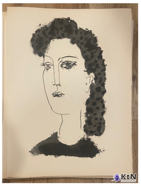 Pablo Picasso/ Vingt poèmes de Góngora: eight works, 1948/ 14.96 x 11.02 in. (38 x 28 cm.)/ Est. 10,000—15,000 USD/ Opening Bid 9,000 USD.  사진: Estate of the artist, Paris; acquired from the above by the present owner.