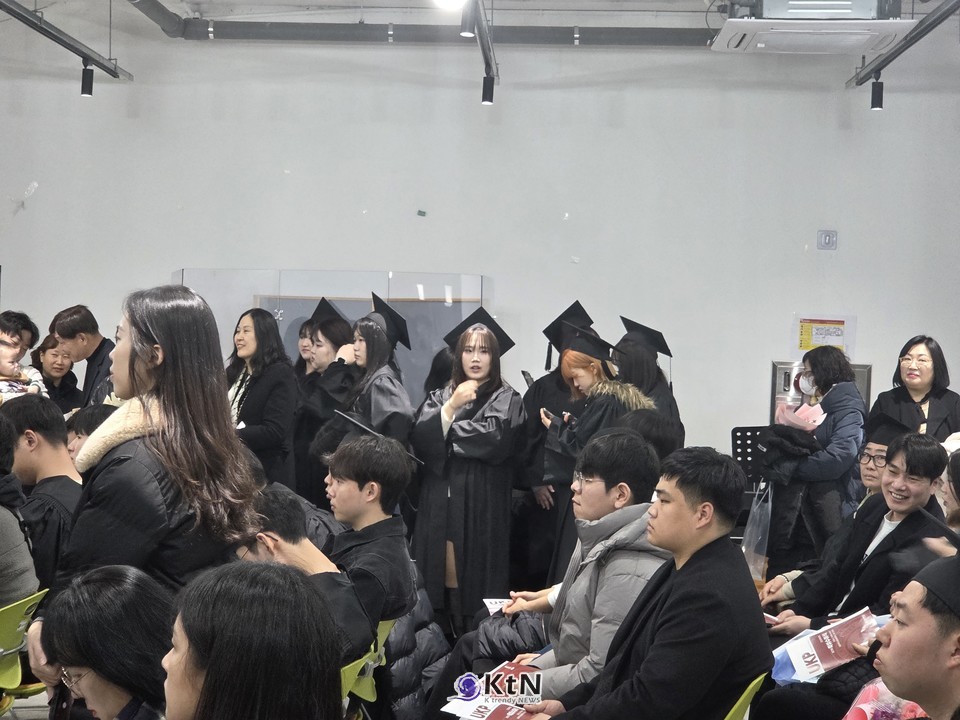 김포대학교 제29회 학위수여식, 세상을 향한 당당한 첫걸음 내딛다./사진=K trendy NEWS DB ⓒ케이 트렌디뉴스 무단전재 및 수집, 재배포금지