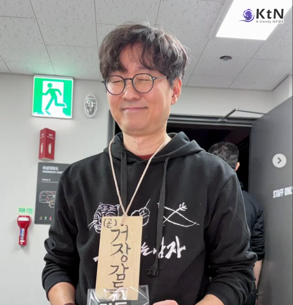 "어떻게 다 지키고 사냐"… '왕사남' 장항준, 천만 앞두고 '성형·개명' 공약 수습 소동  사진=2026. 03.04 showbox.movie    K trendy NEWS DB ⓒ케이 트렌디뉴스 무단전재 및 수집, 재배포금지