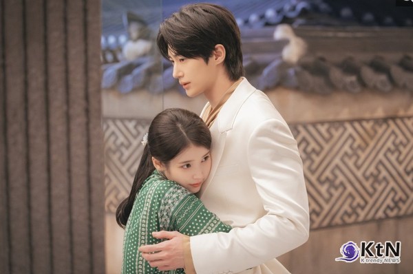 아이유·변우석, 예상 밖 결혼…‘21세기 대군부인’ 관계 변화 3단계 공개  사진=2026. 03.11  MBC  K trendy NEWS DB ⓒ케이 트렌디뉴스 무단전재 및 수집, 재배포금지