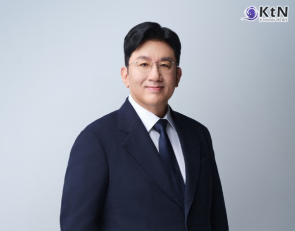 BTS 컴백에 들썩이는 하이브 주가, 방시혁 재산 2500억 급증...K-컬처 주식부자 1위  사진=2026. 03.19 K trendy NEWS DB ⓒ케이 트렌디뉴스 무단전재 및 수집, 재배포금지