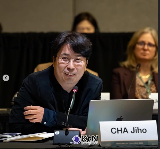 600년 역사의 경복궁과 최첨단 AI 연구소가 공존하는 광화문에서, 인류는 기술이 어떻게 인간의 존엄성을 지킬 수 있는지 목격하게 될 것이다.  /사진=chajiho_oh 인스타그램,  K trendy NEWS DB ⓒ케이 트렌디뉴스 무단전재 및 수집, 재배포금지