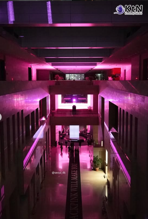 'K-뮤지엄' 국립중앙박물관, 세계 3위…루브르·바티칸 이어 ‘세계 빅3’ 진입   사진=2026. 04.01  nationalmuseumofkorea국립중앙박물관 SNS 갈무리 (국중박×블랙핑크 @blackpinkofficialNational Museum of Korea Collab with BLACKPINKPink Lighting: 2026.02.27.(FRI) – 2026.03.08.(SUN) 16:00-22:00국립중앙박물관 야외 핑크조명 행사)  K trendy NEWS DB ⓒ케이 트렌디뉴스 무단전재 및 수집, 재배포금지