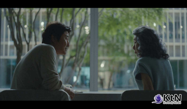 윤여정·송강호 가세한 ‘성난 사람들 2’ 에미상 신화 잇나..‘K-분노’의 정점 기대↑  사진=2026. 04.16  넷플릭스 / 편집 K trendy NEWS DB ⓒ케이 트렌디뉴스 무단전재 및 수집, 재배포금지