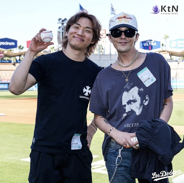 코첼라 씹어먹은 빅뱅, 이번엔 MLB 접수? 지드래곤·대성 다저스타디움 깜짝 외출  사진=2026. 04.16  다저스 인스타그램 갈무리 K trendy NEWS DB ⓒ케이 트렌디뉴스 무단전재 및 수집, 재배포금지