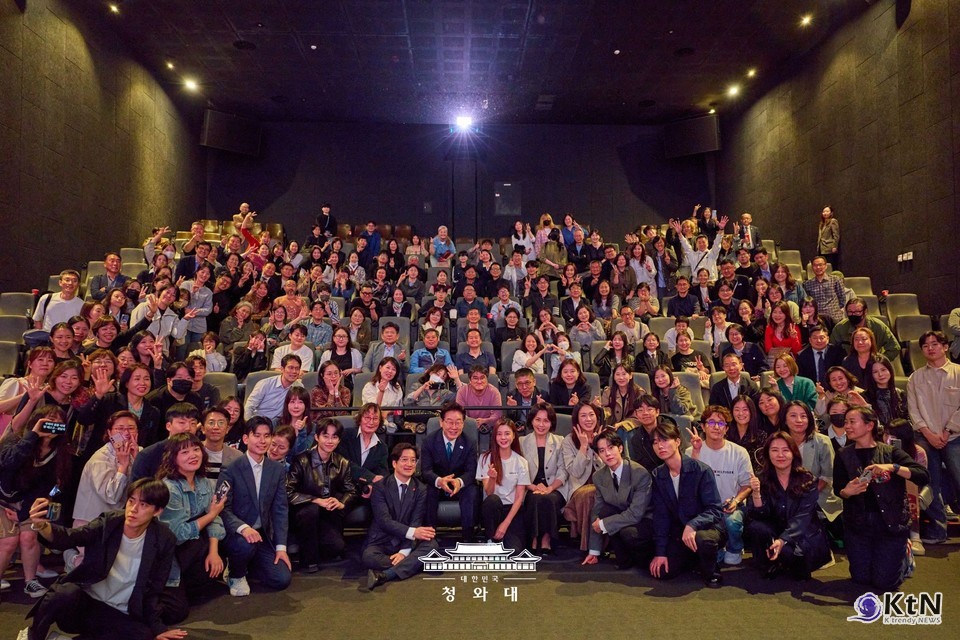 이재명 대통령, 영화 '내 이름은' 관람. 사진=청와대, K trendy NEWS DB ⓒ케이 트렌디뉴스 무단전재 및 수집, 재배포금지