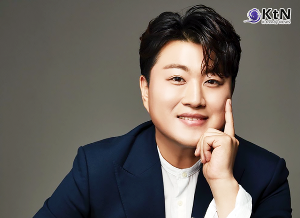 위험운전치상 등 혐의로 징역 2년 6개월을 선고받고 복역 중인 가수 김호중이 소속 법인 아트엠엔씨의 지분 7.43%를 보유한 대주주로서 약 50억 원에 달하는 지분 가치를 확보하고 있는 것으로 나타났다.  사진=2026. 04.22  소속사 K trendy NEWS DB ⓒ케이 트렌디뉴스 무단전재 및 수집, 재배포금지