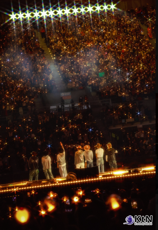 방탄소년단, 멕시코 15만 관객 매료…대통령실 초청에 1500억 경제효과까지 ...방탄소년단(BTS)의 멕시코 공연은 한류 콘서트를 넘어 도시 교통, 관광 소비, 외교 의전까지 움직인 대형 문화경제 이벤트였다. 사진=2026. 05.12 @bts_bighit 빅히트뮤직  /편집 K trendy NEWS DB ⓒ케이 트렌디뉴스 무단전재 및 수집, 재배포금지