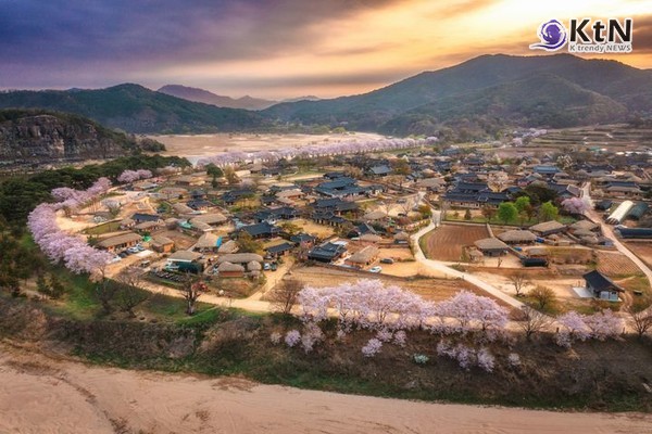  안동, 한일 정상회담 타고 일본 관광상품 전면에…정상외교가 연 문화경제 길   사진=2026. 05.20 경북 안동시 하회마을 (사진=한국관광공사)  K trendy NEWS DB ⓒ케이 트렌디뉴스 무단전재 및 수집, 재배포금지