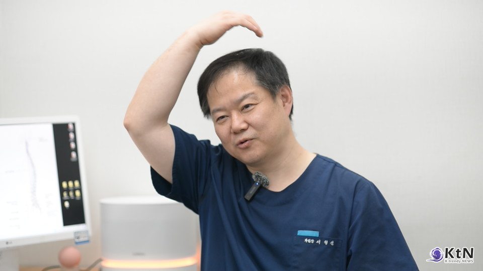 수지 러스크병원 서형선 센터장, 스마트폰·운동 습관 속 목과 등의 자연 곡선 회복 강조. 사진=K trendy NEWS DB ⓒ케이 트렌디뉴스 무단전재 및 수집, 재배포금지