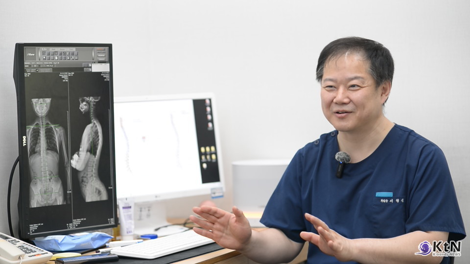 수지 러스크병원 서형선 센터장, 스마트폰·운동 습관 속 목과 등의 자연 곡선 회복 강조. 사진=K trendy NEWS DB ⓒ케이 트렌디뉴스 무단전재 및 수집, 재배포금지