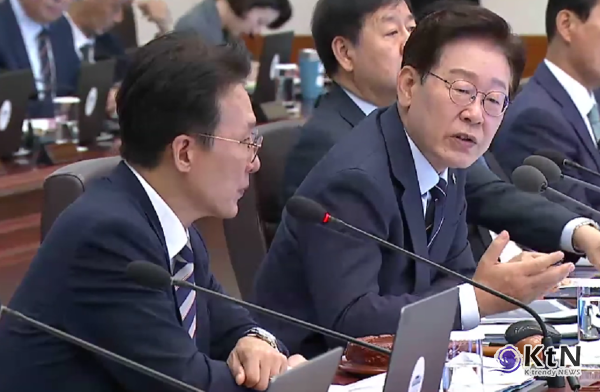 이재명 대통령이 2일 국무회의에서 “세상 어느 나라서 빚 때문에 죽는다고 하느냐”며 개인파산·면책(Personal Bankruptcy Discharge)과 채무조정(Debt Adjustment) 제도를 대대적으로 알리고, 장기연체 채무자 관리 체계를 손보라고 지시했다. 사진=2026. 06.02 ktv 영상 갈무리   K trendy NEWS DB ⓒ케이 트렌디뉴스 무단전재 및 수집, 재배포금지
