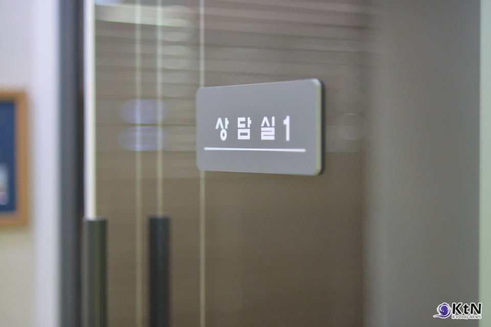 “초고령사회, 만성통증, 비수술 치료, AI 의료의 시대. 수지 러스크병원 박선구 원장이 말하는 오래 쓰는 몸의 조건.” 사진=K trendy NEWS DB ⓒ케이 트렌디뉴스 무단전재 및 수집, 재배포금지