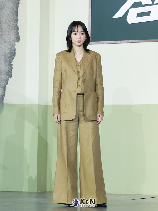 진기주와 표지훈이 넷플릭스 시리즈 '참교육' 제작발표회에서 따귀 신 비하인드를 공개하며 현장을 웃음으로 달궜다. [KtN 현장]  사진=2026. 06.05  K trendy NEWS DB ⓒ케이 트렌디뉴스 무단전재 및 수집, 재배포금지