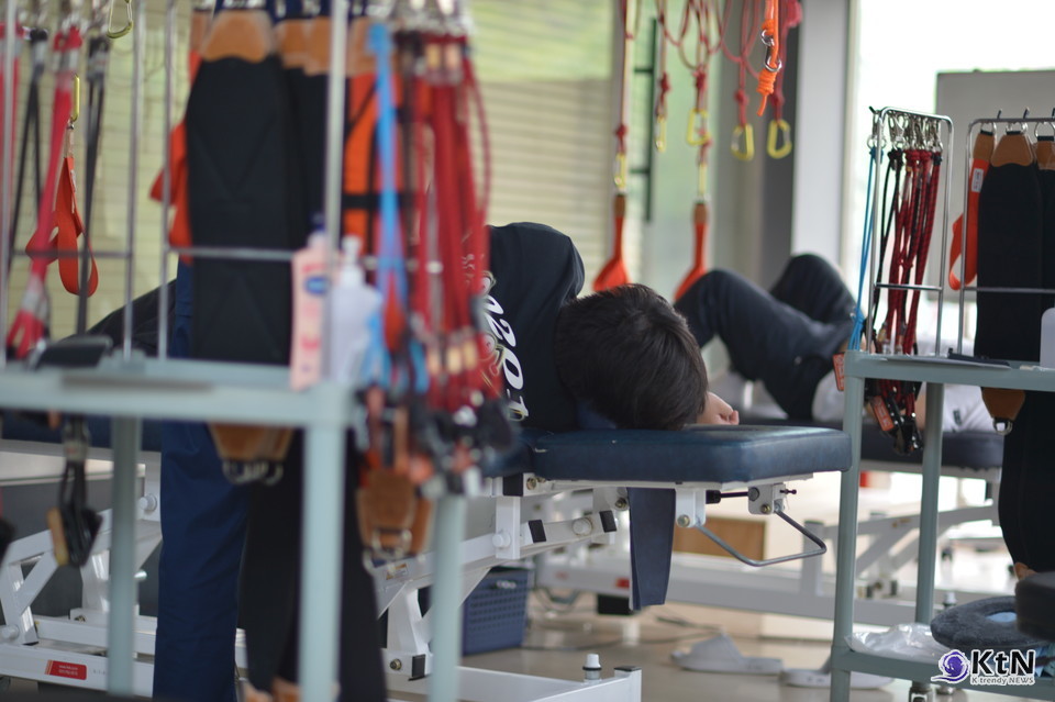 [서형선의 재활 현장⑥] 일반인과 운동선수, 같은 통증 다른 재활. 사진=K trendy NEWS DB ⓒ케이 트렌디뉴스 무단전재 및 수집, 재배포금지