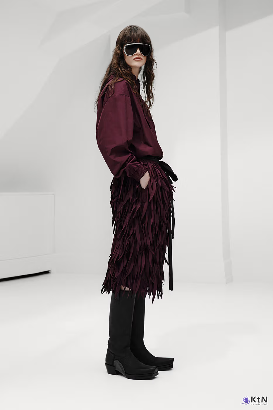 Balenciaga Unveils Spring 2027 Exploring the Concept of "Unsized". 사진=Balenciaga, K trendy NEWS DB ⓒ케이 트렌디뉴스 무단전재 및 수집, 재배포금지