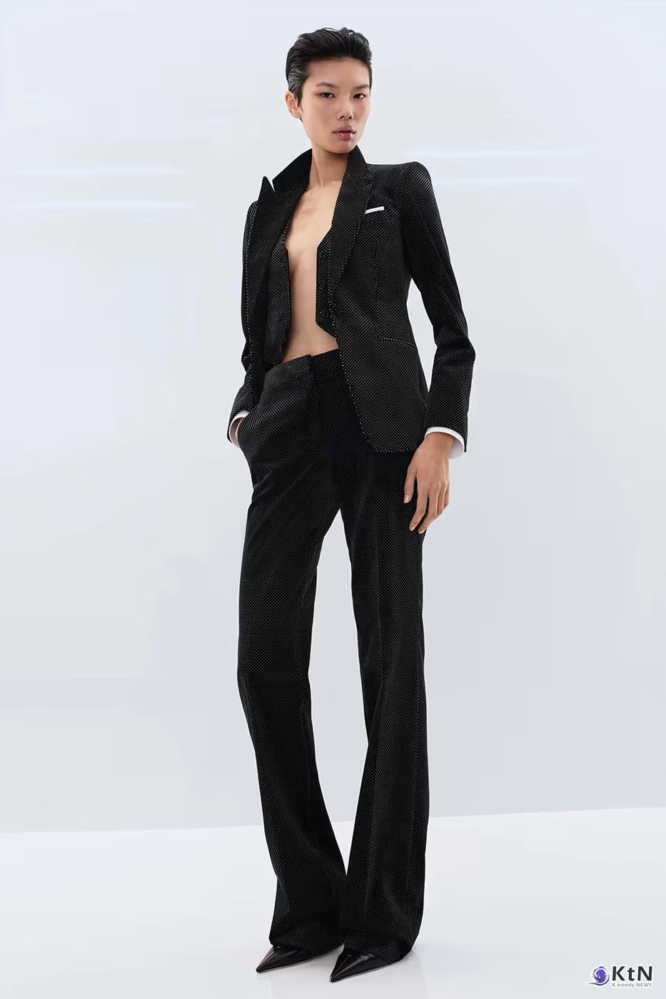 Haider Ackermann Deepens the House's Vocabulary for Tom Ford Pre-Fall 2026 Collection. 사진=Tom Ford, K trendy NEWS DB ⓒ케이 트렌디뉴스 무단전재 및 수집, 재배포금지