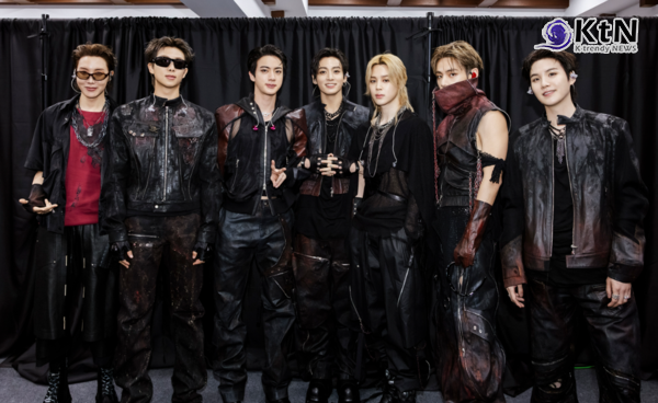 방탄소년단, 데뷔 13주년 맞아 부산서 11만 팬과 감동의 '홈커밍'…‘NORMAL’ 한국어 버전 첫 공개   사진=2026. 06.15   빅히트뮤직 (하이브) @bts_bighit  K trendy NEWS DB ⓒ케이 트렌디뉴스 무단전재 및 수집, 재배포금지