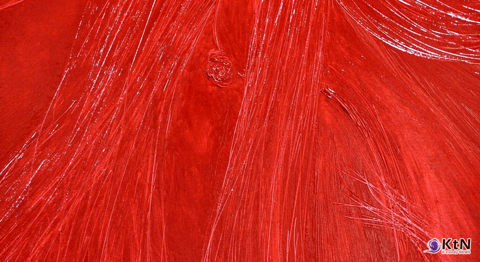MINARED-Your Own Universe Persona 53.0×34.5cm Oil on Canvas 2020