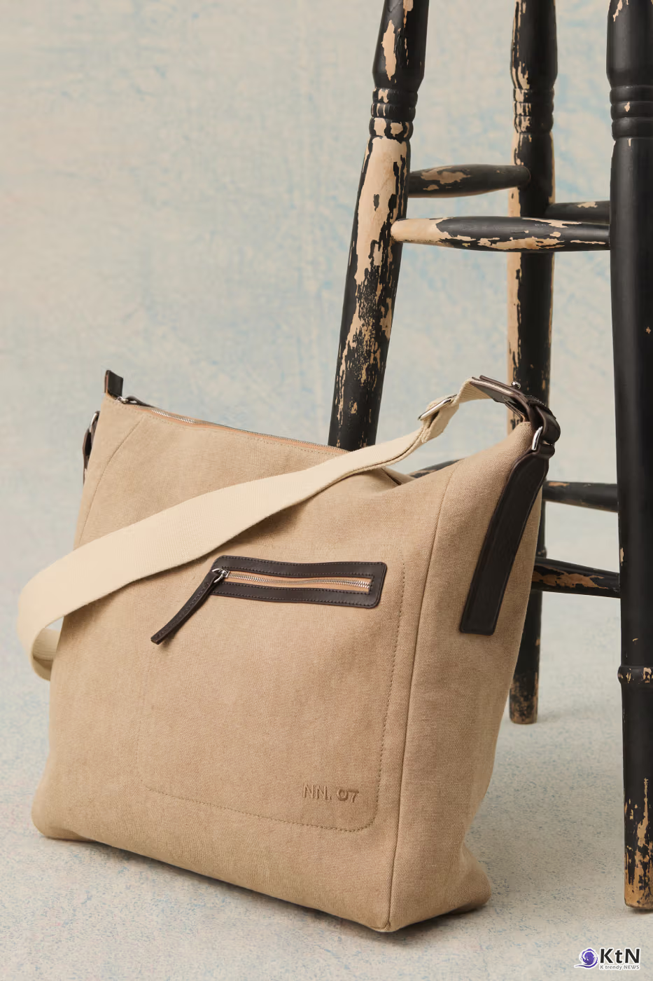 NN.07 Captures Marseille’s Vibrant Yet Understated Spirit for SS27. 사진=NN.07, K trendy NEWS DB ⓒ케이 트렌디뉴스 무단전재 및 수집, 재배포금지