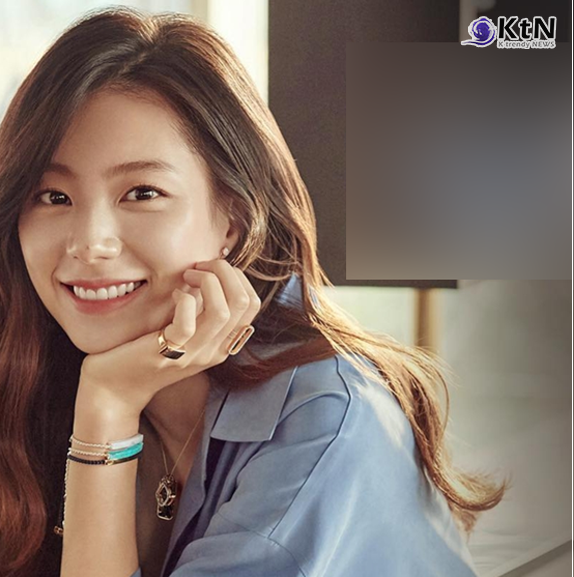 배용준♥박수진, 싱가포르 크루즈 근황…‘고등학생 얼굴’ 발언 재조명  사진=2026. 06.23 sns  갈무리   K trendy NEWS DB ⓒ케이 트렌디뉴스 무단전재 및 수집, 재배포금지
