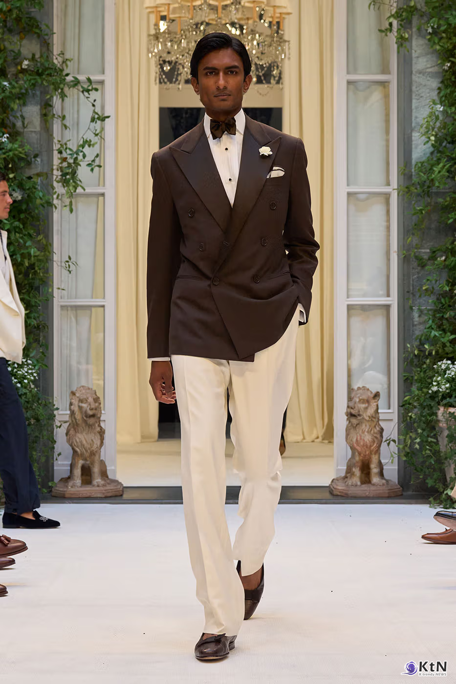 Ralph Lauren SS27 Infuses Traditional Japanese Craftsmanship Into American Luxury. 사진=Ralph Lauren, K trendy NEWS DB ⓒ케이 트렌디뉴스 무단전재 및 수집, 재배포금지