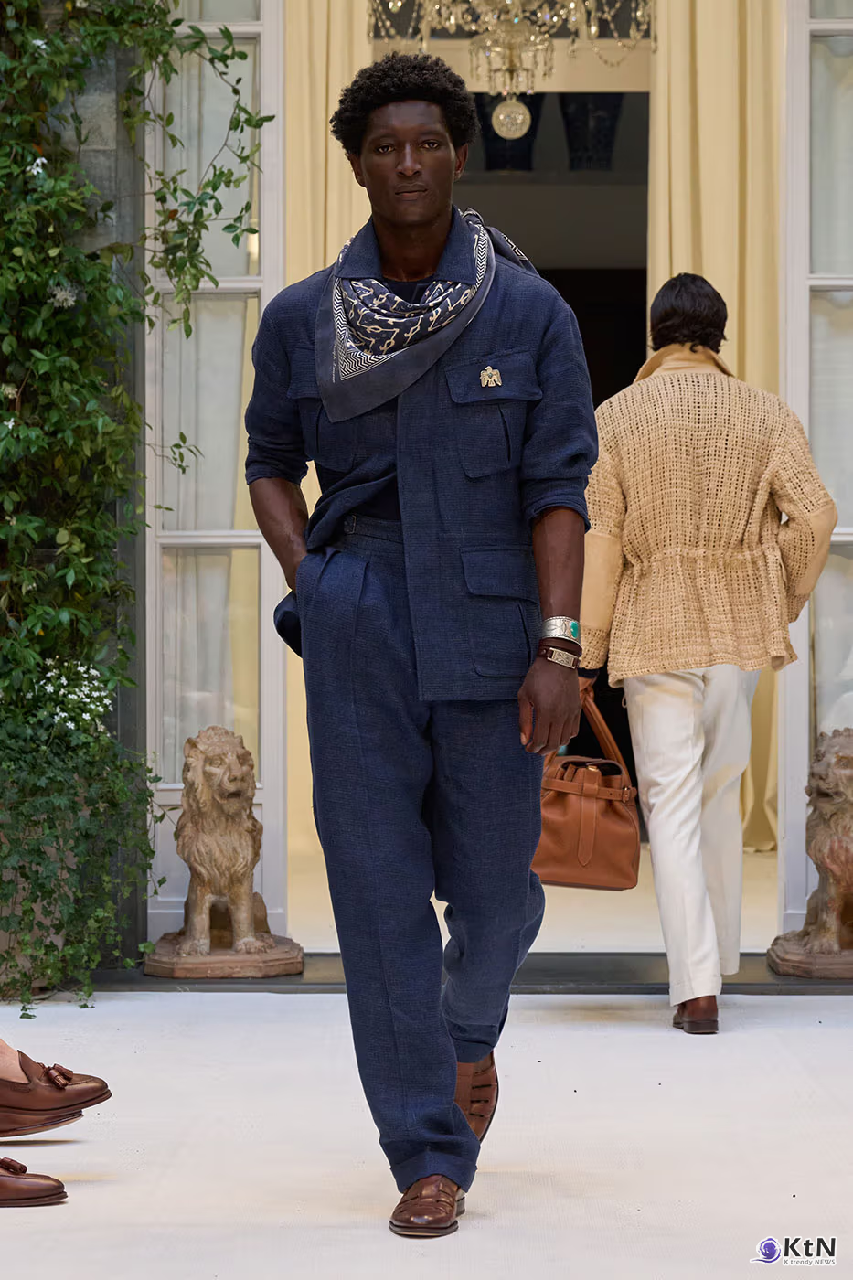 Ralph Lauren SS27 Infuses Traditional Japanese Craftsmanship Into American Luxury. 사진=Ralph Lauren, K trendy NEWS DB ⓒ케이 트렌디뉴스 무단전재 및 수집, 재배포금지