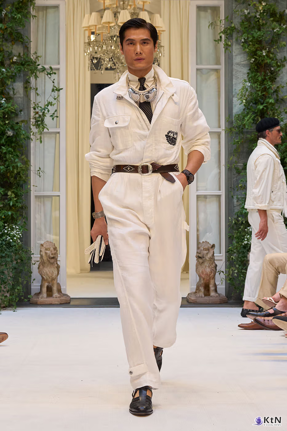 Ralph Lauren SS27 Infuses Traditional Japanese Craftsmanship Into American Luxury. 사진=Ralph Lauren, K trendy NEWS DB ⓒ케이 트렌디뉴스 무단전재 및 수집, 재배포금지
