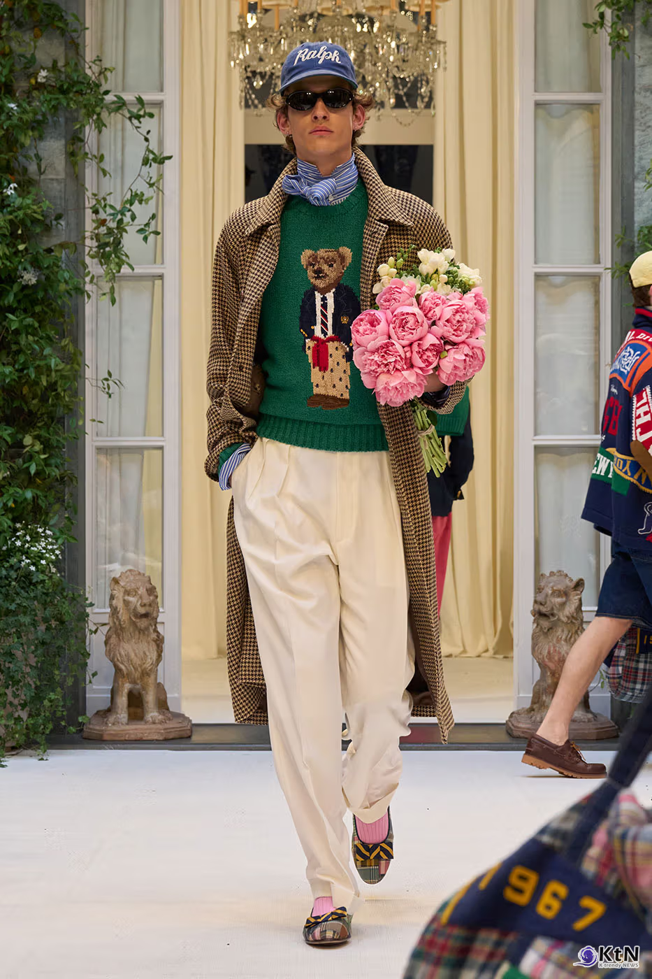 Ralph Lauren SS27 Infuses Traditional Japanese Craftsmanship Into American Luxury. 사진=Ralph Lauren, K trendy NEWS DB ⓒ케이 트렌디뉴스 무단전재 및 수집, 재배포금지