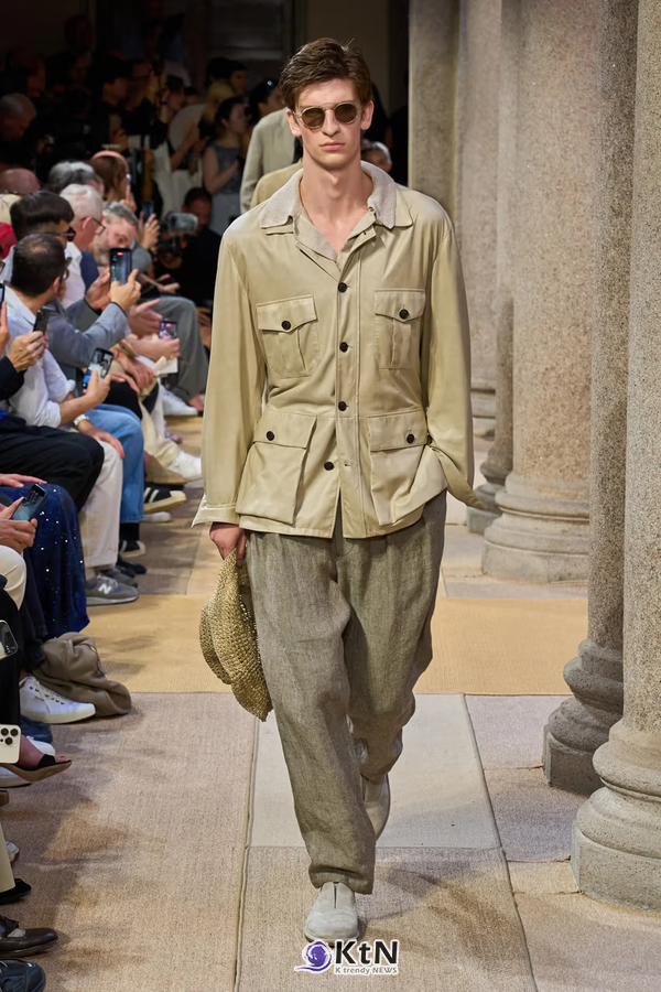 Giorgio Armani Leans Into a Lax & Leisurely SS27. 사진=Vogue Runway, K trendy NEWS DB ⓒ케이 트렌디뉴스 무단전재 및 수집, 재배포금지