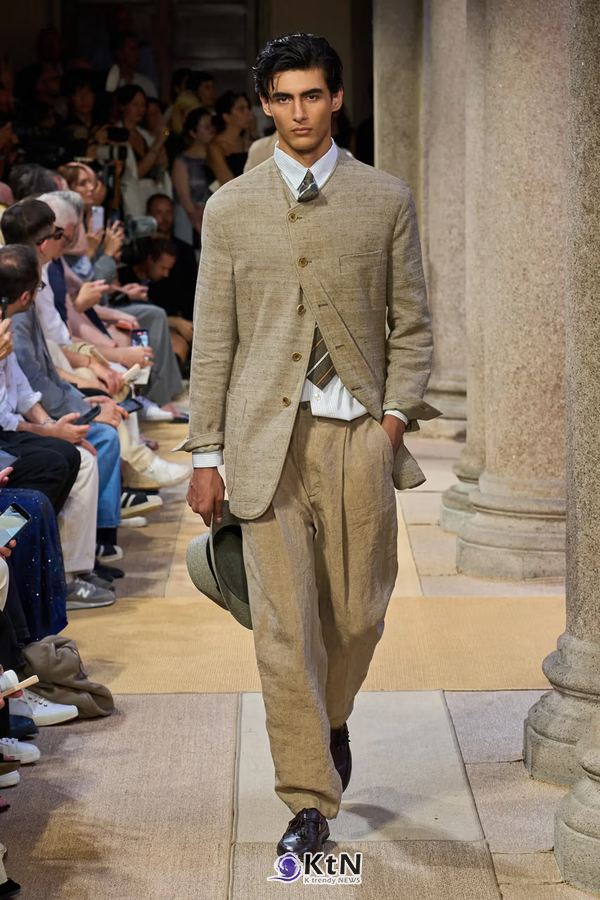Giorgio Armani Leans Into a Lax & Leisurely SS27. 사진=Vogue Runway, K trendy NEWS DB ⓒ케이 트렌디뉴스 무단전재 및 수집, 재배포금지