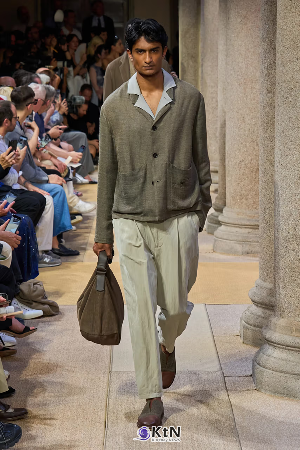 Giorgio Armani Leans Into a Lax & Leisurely SS27. 사진=Vogue Runway, K trendy NEWS DB ⓒ케이 트렌디뉴스 무단전재 및 수집, 재배포금지