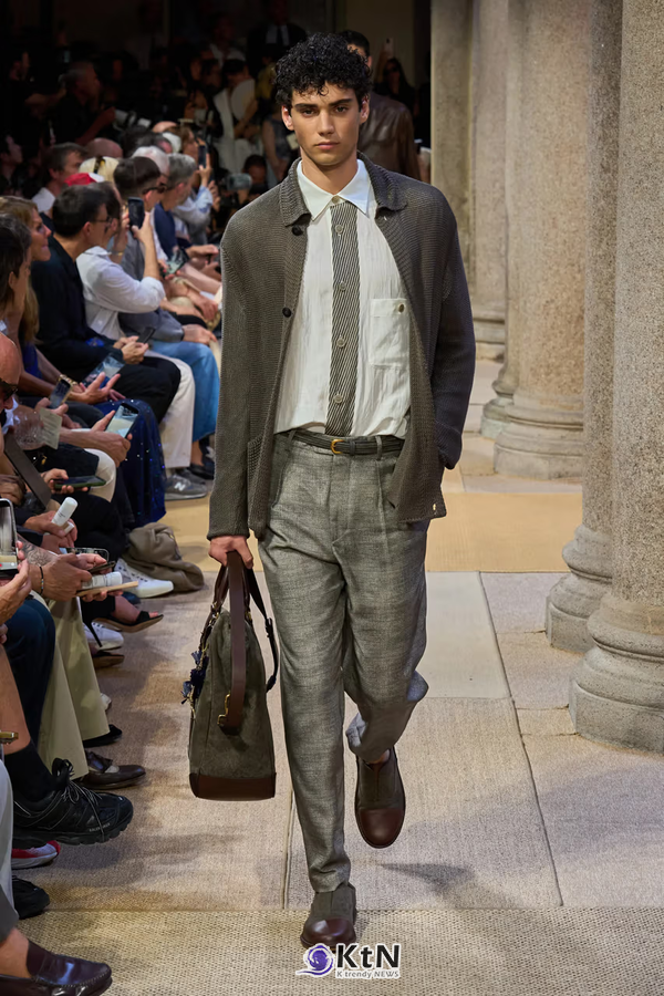 Giorgio Armani Leans Into a Lax & Leisurely SS27. 사진=Vogue Runway, K trendy NEWS DB ⓒ케이 트렌디뉴스 무단전재 및 수집, 재배포금지