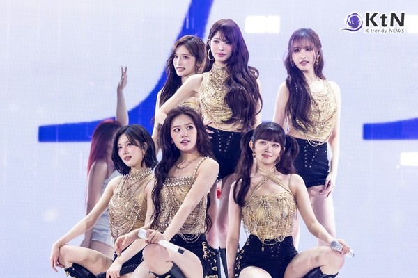 아이브(IVE)가 교세라돔 오사카에 이어 도쿄돔까지 채우며, 일본 대형 돔 공연장에서 팀의 티켓 파워와 무대 경쟁력을 다시 입증했다.  사진=2026. 06.26 스타쉽엔터테인먼트, 아뮤즈(AMUSE)   K trendy NEWS DB ⓒ케이 트렌디뉴스 무단전재 및 수집, 재배포금지