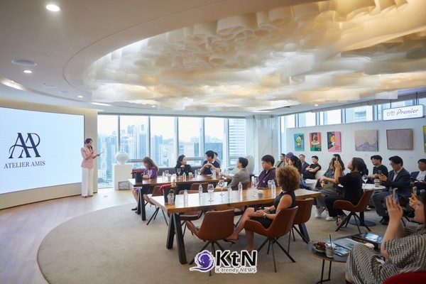 [Atelier Amis②] TUV 가상 전시, 작품을 만나는 동선의 변화. 사진=Atelier Amis, K trendy NEWS DB ⓒ케이 트렌디뉴스 무단전재 및 수집, 재배포금지