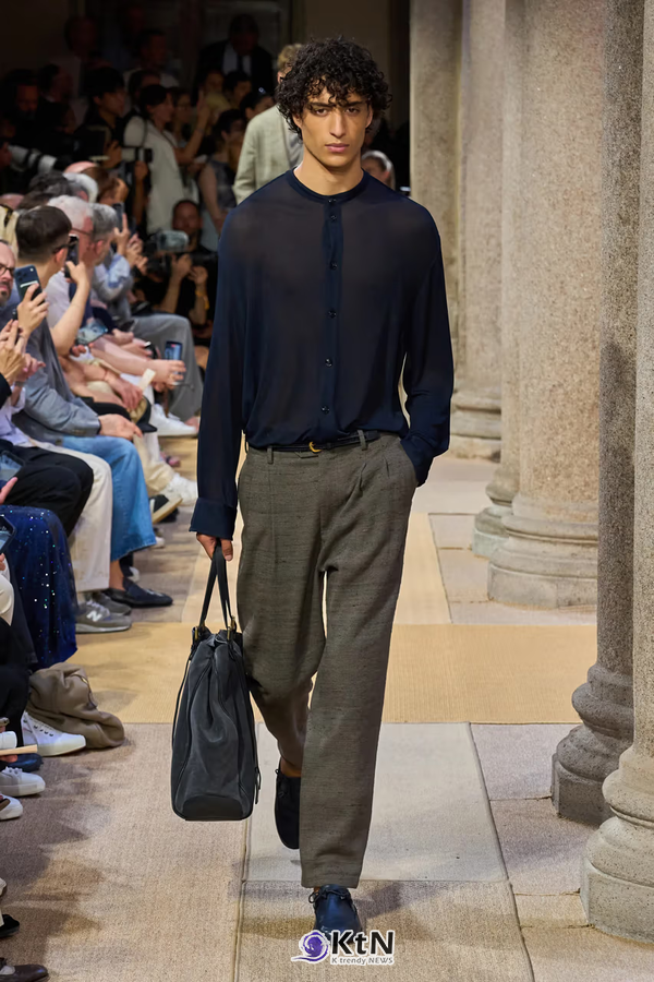 Giorgio Armani Leans Into a Lax & Leisurely SS27. 사진=Vogue Runway, K trendy NEWS DB ⓒ케이 트렌디뉴스 무단전재 및 수집, 재배포금지