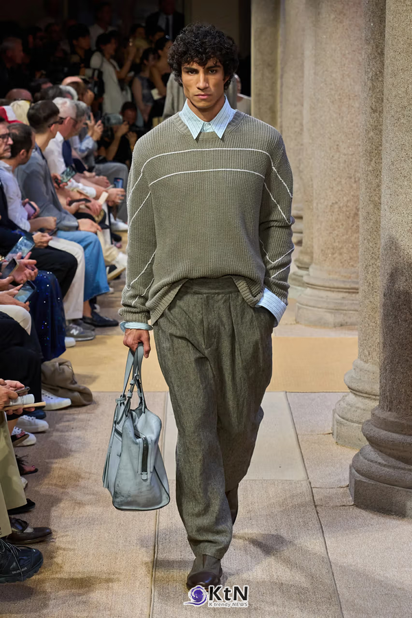 Giorgio Armani Leans Into a Lax & Leisurely SS27. 사진=Vogue Runway, K trendy NEWS DB ⓒ케이 트렌디뉴스 무단전재 및 수집, 재배포금지