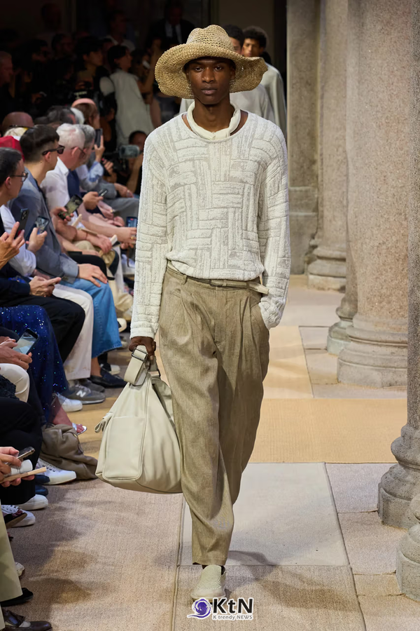 Giorgio Armani Leans Into a Lax & Leisurely SS27. 사진=Vogue Runway, K trendy NEWS DB ⓒ케이 트렌디뉴스 무단전재 및 수집, 재배포금지