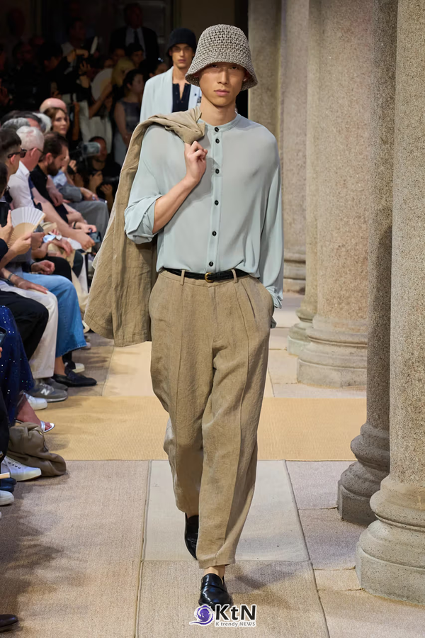 Giorgio Armani Leans Into a Lax & Leisurely SS27. 사진=Vogue Runway, K trendy NEWS DB ⓒ케이 트렌디뉴스 무단전재 및 수집, 재배포금지
