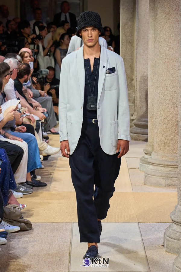 Giorgio Armani Leans Into a Lax & Leisurely SS27. 사진=Vogue Runway, K trendy NEWS DB ⓒ케이 트렌디뉴스 무단전재 및 수집, 재배포금지