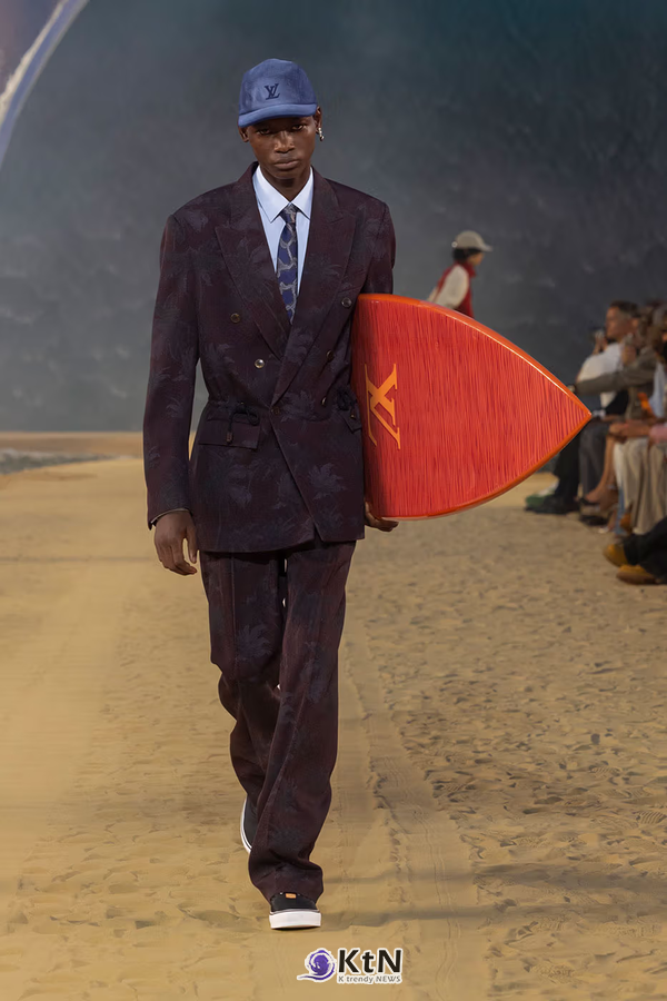 Pharrell Presents the Surfer-Coded Dandy Experience For Louis Vuitton SS27. 사진=Louis Vuitton, K trendy NEWS DB ⓒ케이 트렌디뉴스 무단전재 및 수집, 재배포금지
