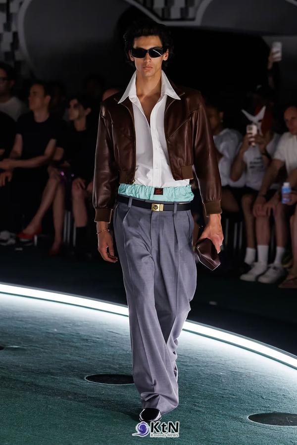 Willy Chavarria SS27 Celebrates Chicano Soul and Global Solidarity with "Comunión" in Paris. 사진=Willy Chavarria, K trendy NEWS DB ⓒ케이 트렌디뉴스 무단전재 및 수집, 재배포금지