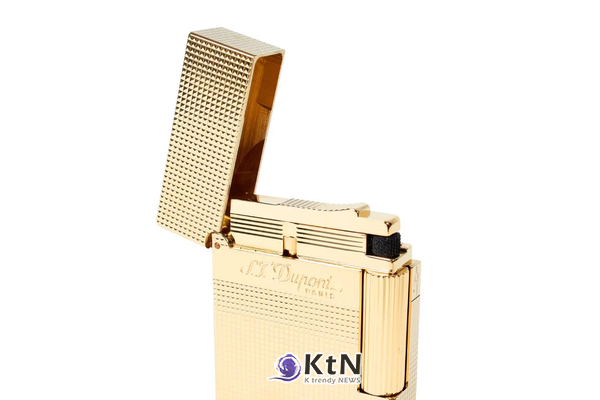 S.T. Dupont and WACKO MARIA’s Ligne2 Small Lighter Is Limited to 25 Pieces.  사진=S.T. Dupont and WACKO MARIA, K trendy NEWS DB ⓒ케이 트렌디뉴스 무단전재 및 수집, 재배포금지
