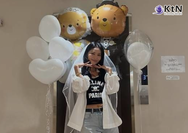 오윤아, 혼인신고·합가 마친 뒤 면사포 사진 공개…“온 가족 기뻐해” 감사 인사   사진=2026. 07.08   오윤아 sns K trendy NEWS DB ⓒ케이 트렌디뉴스 무단전재 및 수집, 재배포금지