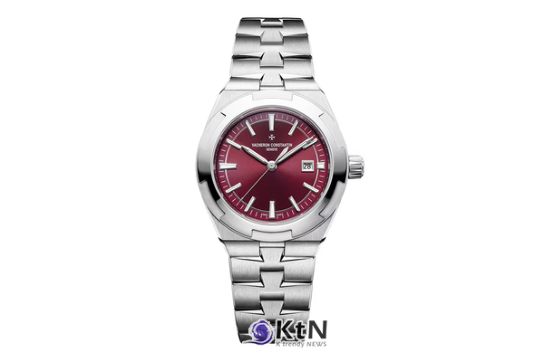 Vacheron Constantin Launches Two New Overseas Self-Winding Watches in a 34.5mm Case Size. 사진=Vacheron Constantin, K trendy NEWS DB ⓒ케이 트렌디뉴스 무단전재 및 수집, 재배포금지