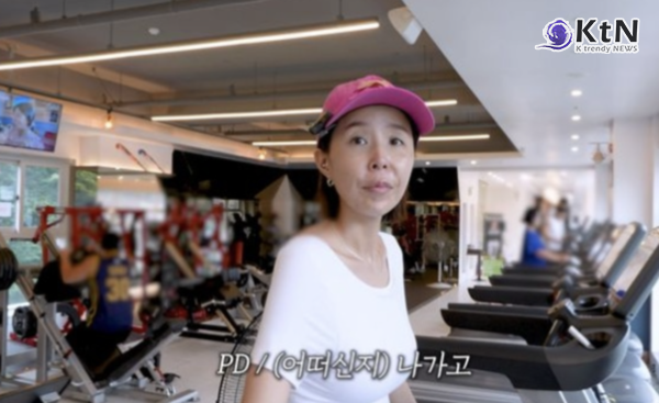 ‘측정불가’ 신지·‘시한부 역’ 김민하·‘건강악화’ 고현정…‘뼈말라’ 열풍 속 스타들의 눈물겨운 투혼  사진=2026. 07.17 신지는 최근 유튜브 채널 ‘어떠신지?!?’를 통해 퍼스널 트레이닝을 시작하는 과정을 공개했다. 체중을 더 줄이기 위한 운동이 아니라 근육과 체력을 되찾기 위한 선택이었다.     K trendy NEWS DB ⓒ케이 트렌디뉴스 무단전재 및 수집, 재배포금지 