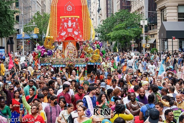 힌두교의 대표적인 축제 하레 크리슈나 라트 야트라(Hare Krishna Ratha Yatra)가 19일 포천 송우리 ISKCON 사원에서 2000여 전국의 힌두인들이 집결한 가운데 성대하게 개최되었다. (사진=축제의 자료 사진)