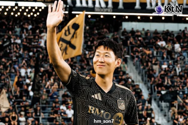 2026 북중미 월드컵 일정을 마치고 미국 프로축구 메이저리그사커(MLS) 소속팀 LAFC로 복귀한 손흥민이 2경기 연속골을 터뜨리며 리그 공식 주간 베스트 11에 당당히 이름을 올렸다.  사진=2026. 07.25   LAFC K trendy NEWS DB ⓒ케이 트렌디뉴스 무단전재 및 수집, 재배포금지