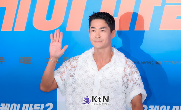 [KtN 현장포토] ‘오케이 마담2’ 배정남, 강렬한 눈빛과 압도적 아우라  사진=2026. 07.27  K trendy NEWS DB ⓒ케이 트렌디뉴스 무단전재 및 수집, 재배포금지